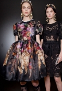 dark-blooms-floral-fashion-backstage-at-dolce-and-gabbanna